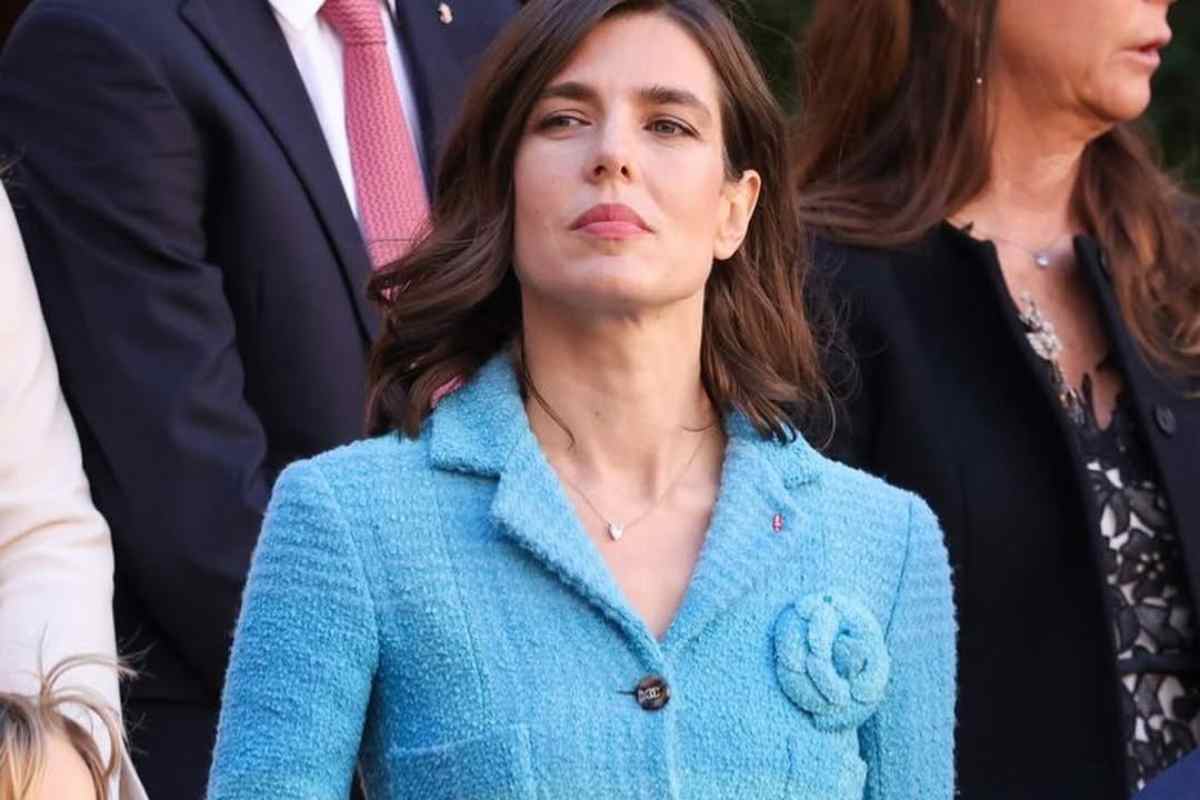 Charlotte Casiraghi taglio dei capelli per lei 